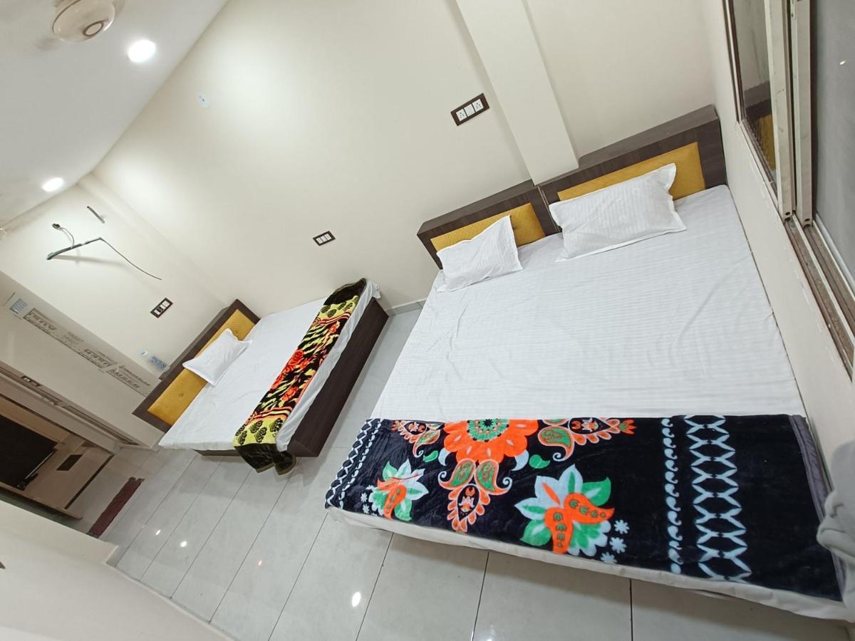 Hotel Shipra Inn Ujjain Bagian luar foto
