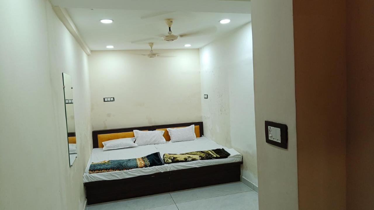 Hotel Shipra Inn Ujjain Bagian luar foto