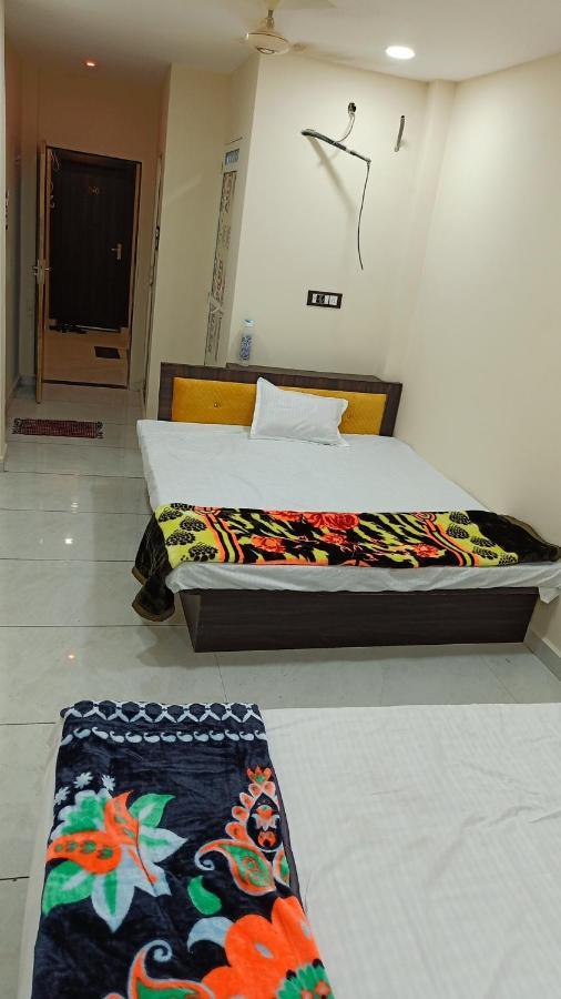 Hotel Shipra Inn Ujjain Bagian luar foto
