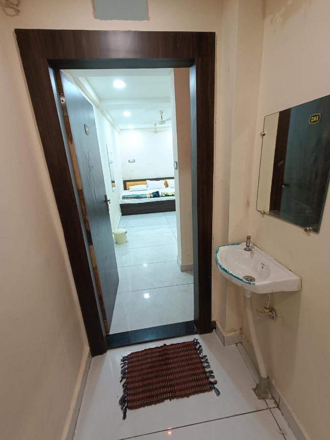 Hotel Shipra Inn Ujjain Bagian luar foto