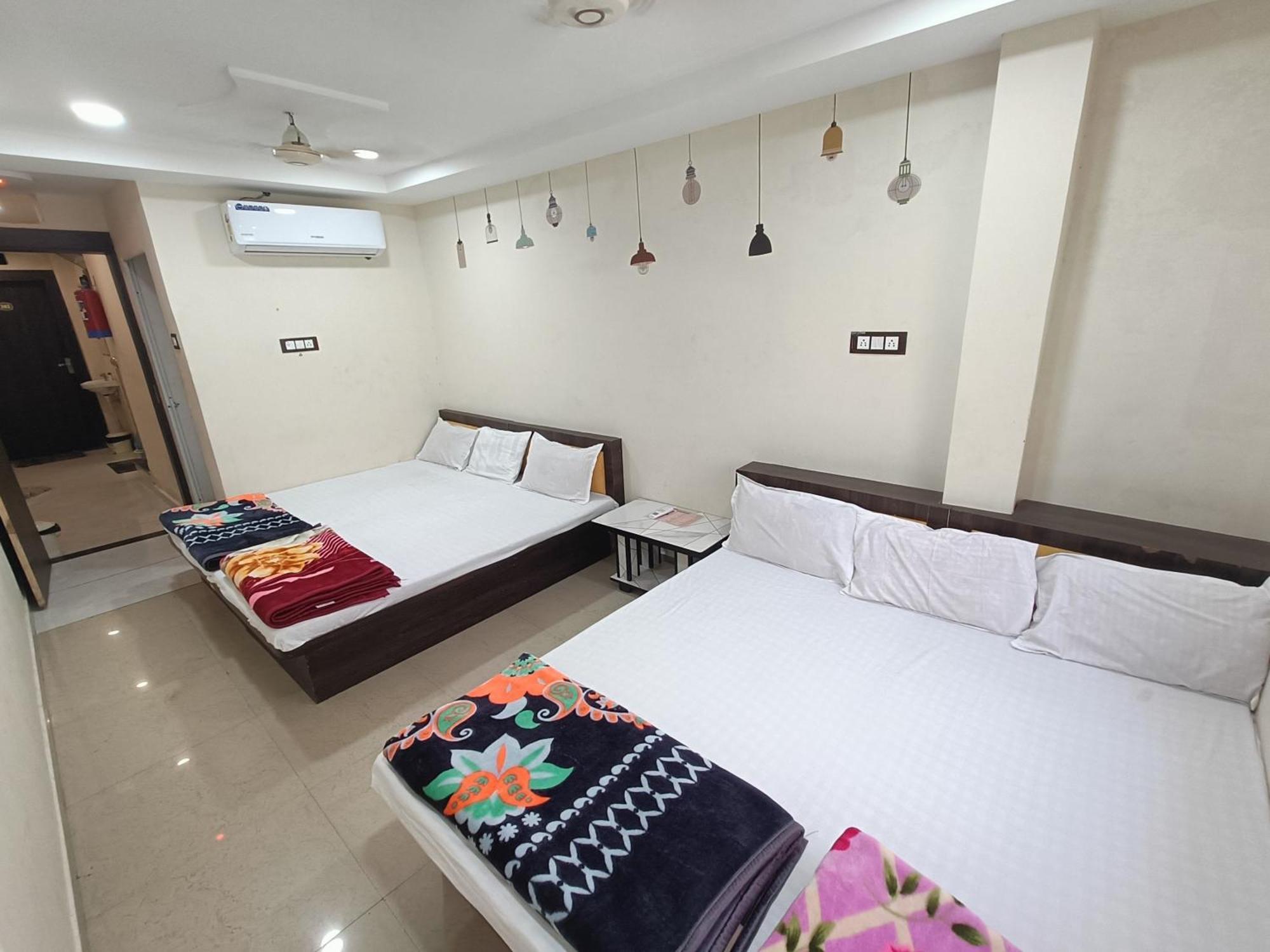 Hotel Shipra Inn Ujjain Bagian luar foto